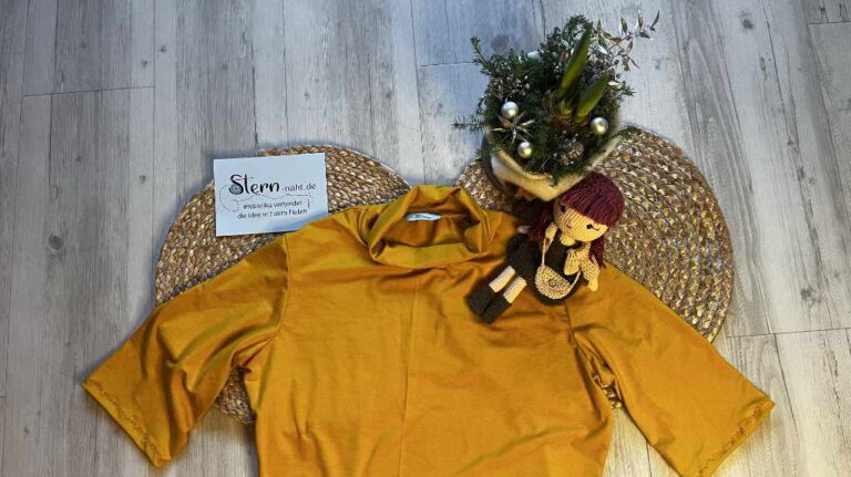 Rollkragenshirt in senfgelb